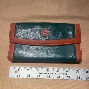Dooney and Bourke W04 checkbook organizer style wallet in fir green